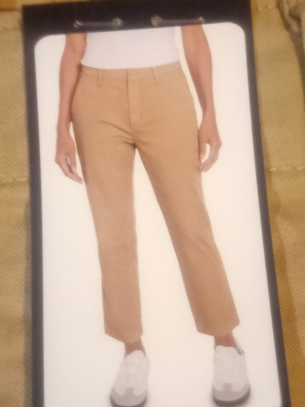 GAP Cropped Straight-Leg Chino Pants in Tan